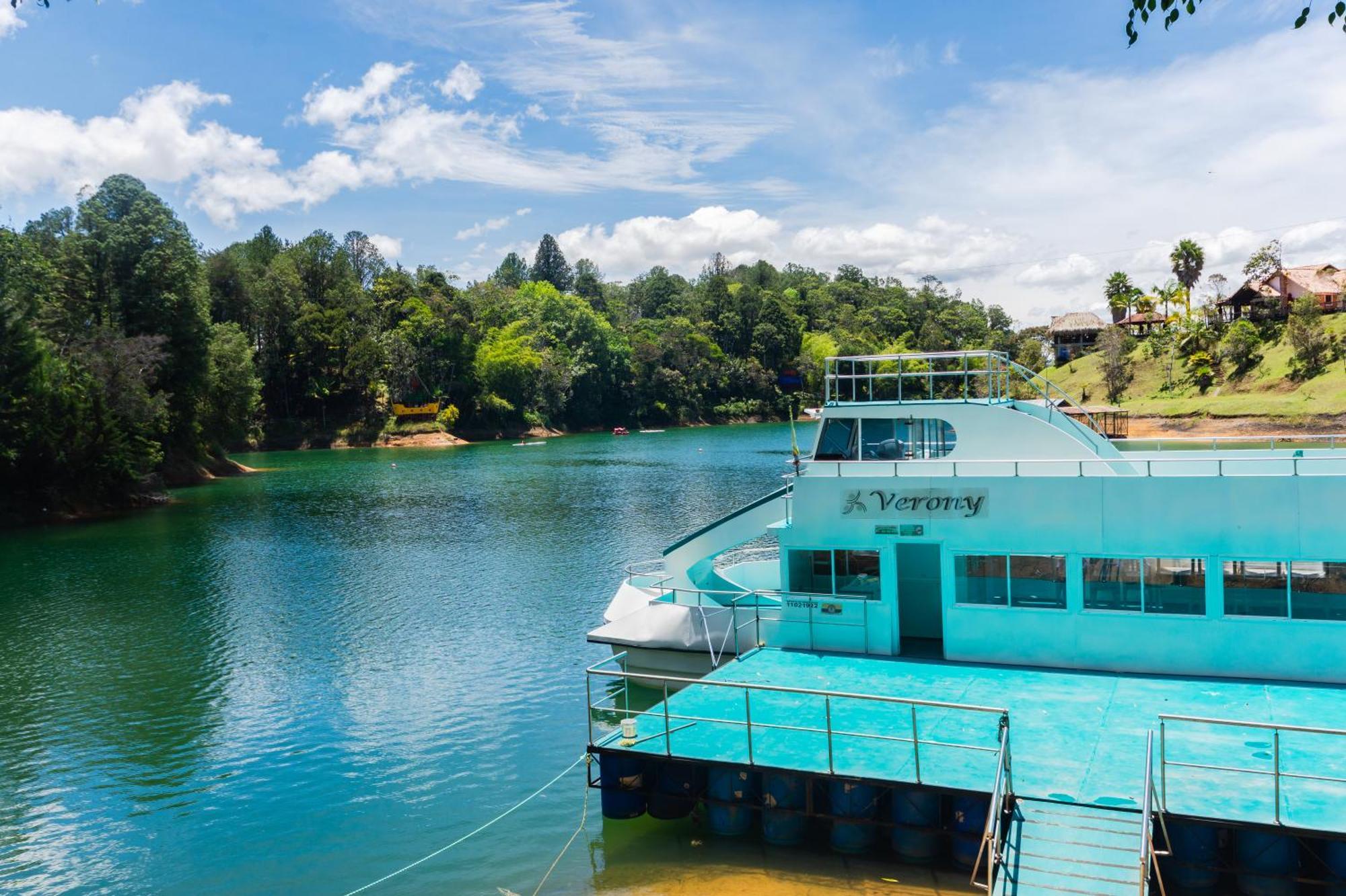 Hotel Verony Guatape Exterior photo