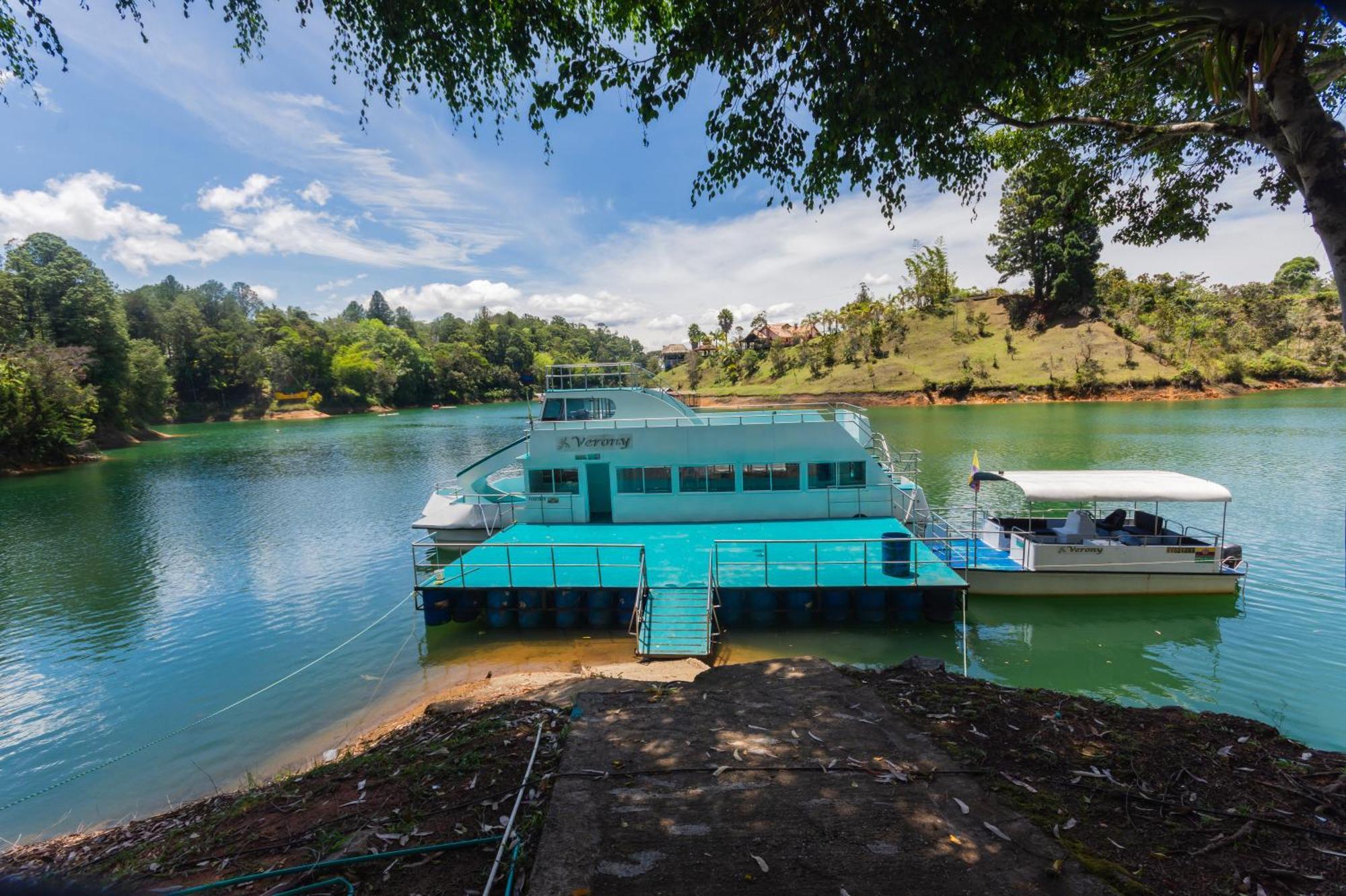 Hotel Verony Guatape Exterior photo