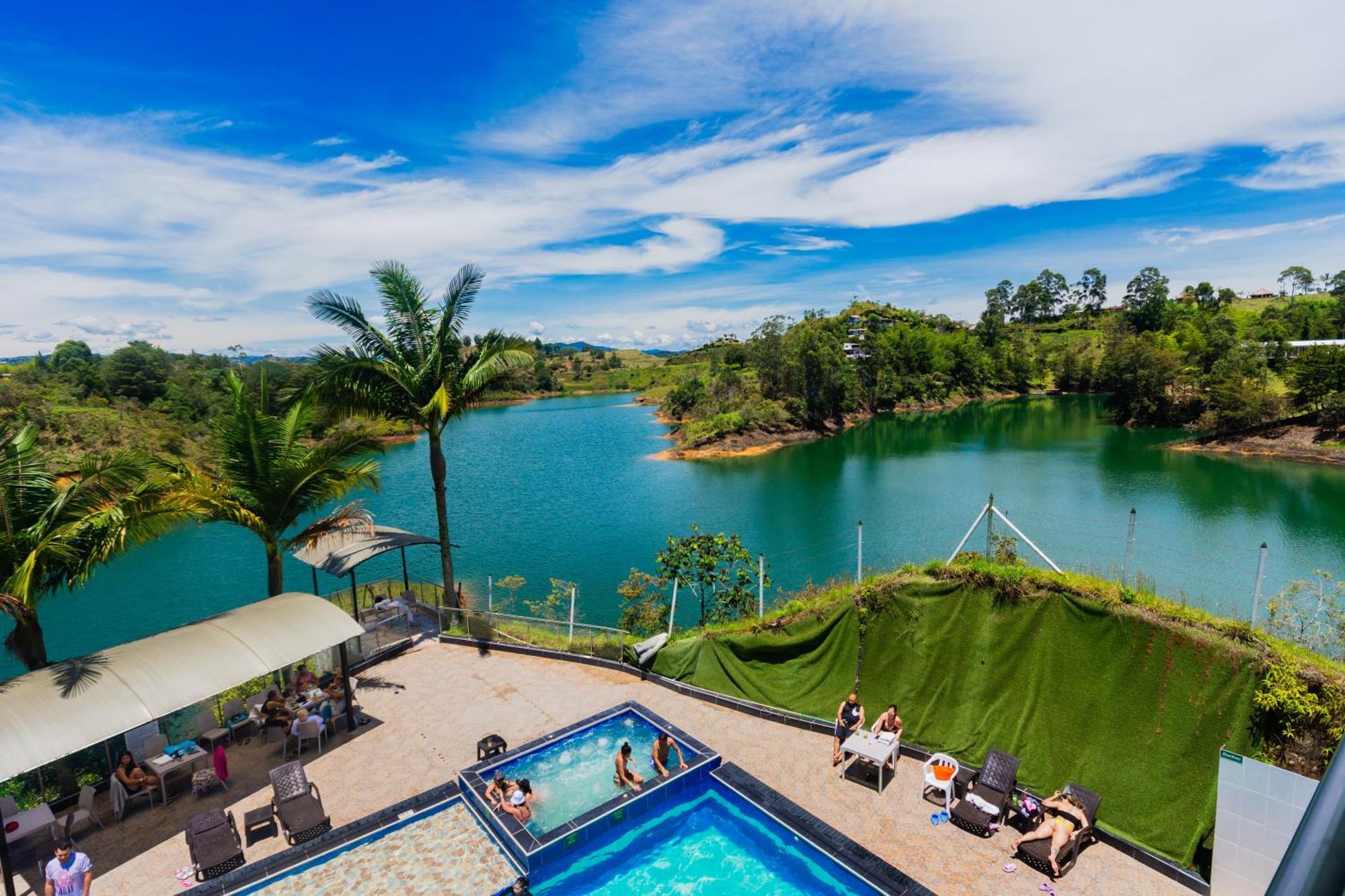 Hotel Verony Guatape Exterior photo