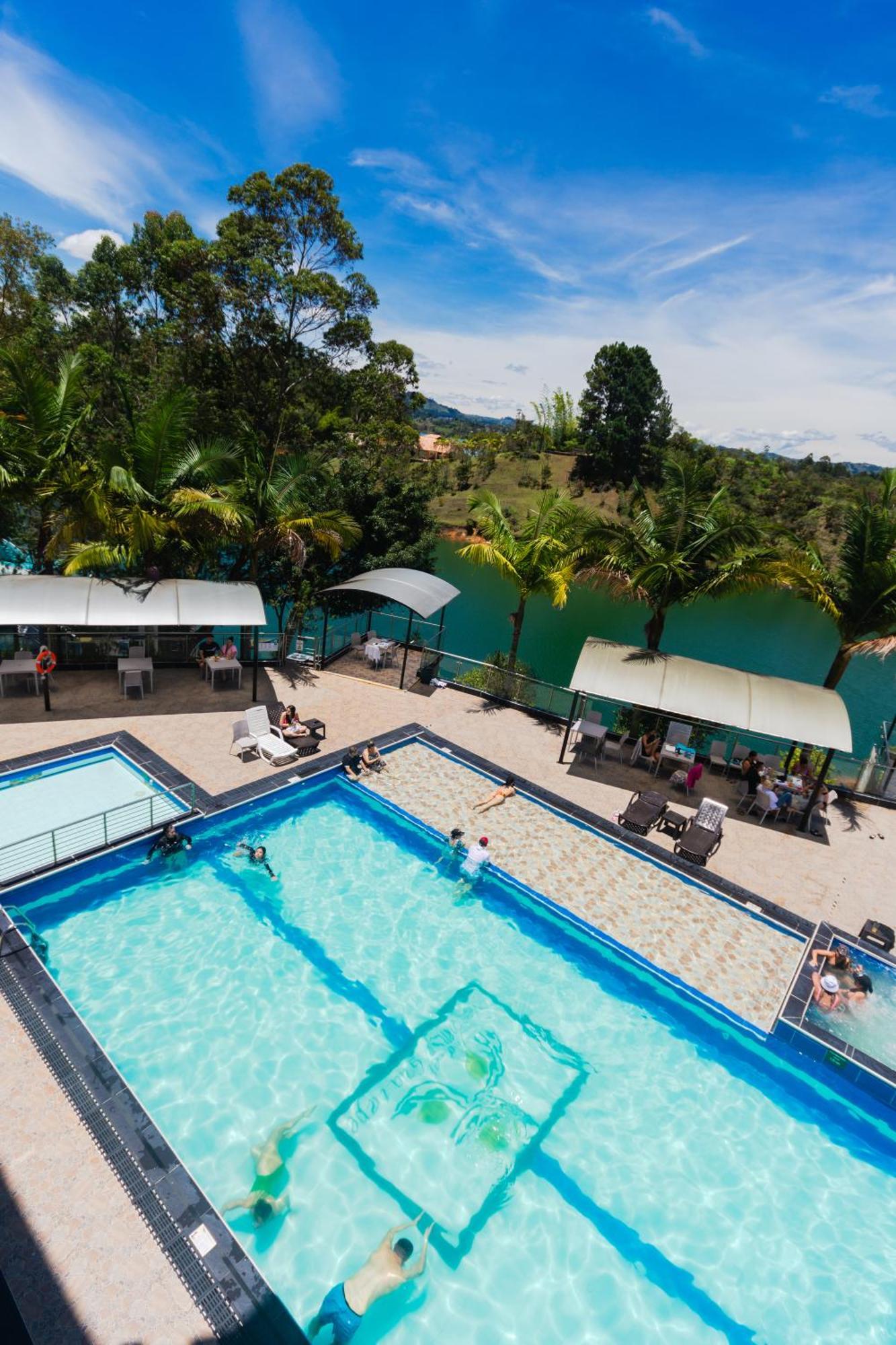 Hotel Verony Guatape Exterior photo